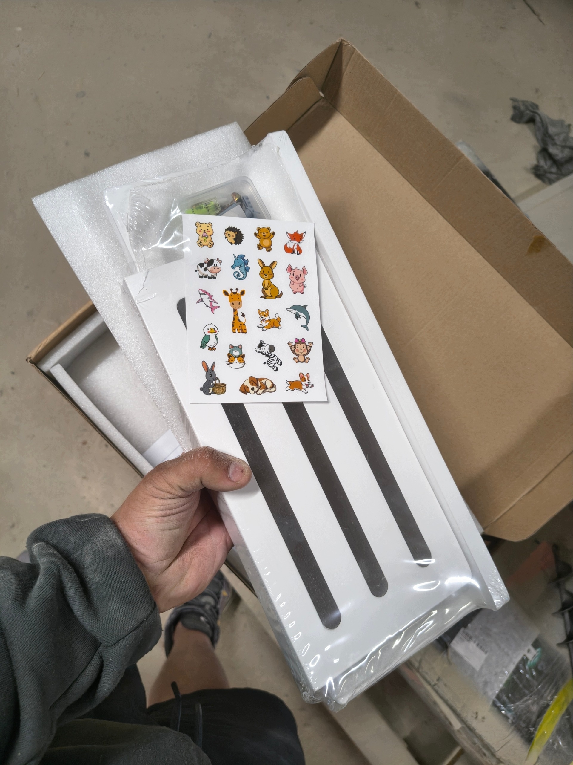 2x Półka ścienna magnetyczna organizer metalowy z magnesami biała 30 cm — zdjęcie 5