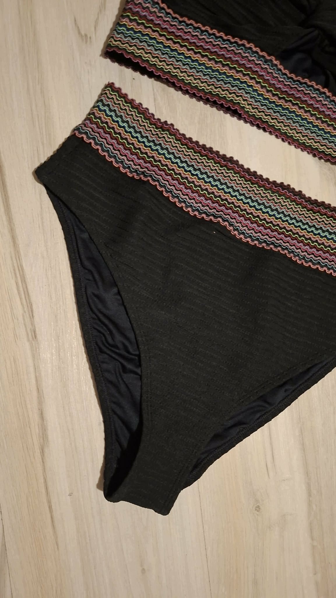 CUPSHE Bikini Damskie Wysoki Stan Czarne Kolorowy Pas Strój Kąpielowy XL — zdjęcie 7