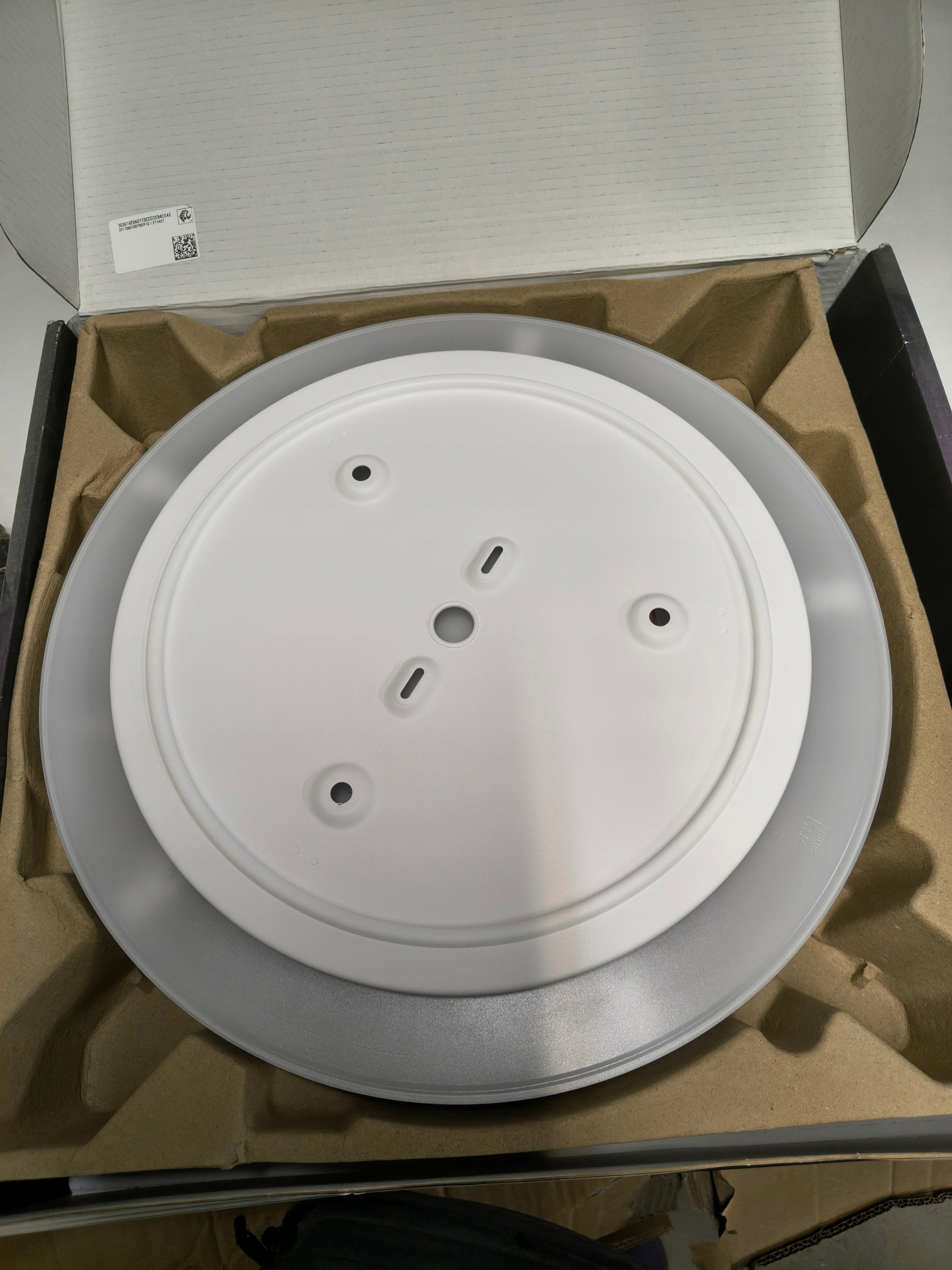 Philips Hue Infuse L Smart Plafon LED RGBW ZigBee 52,5W 3450 lm Biały 425mm — zdjęcie 3