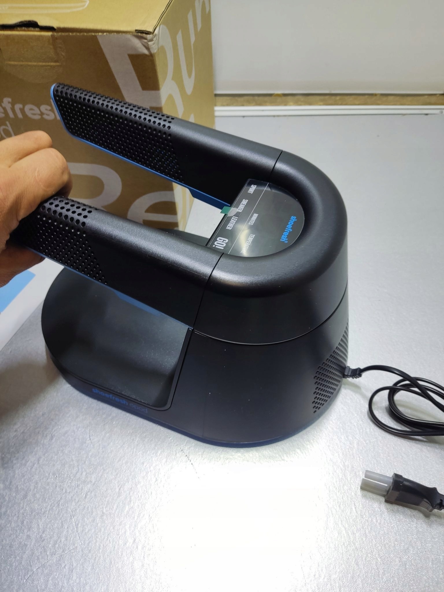 Shoefresh suszarka i odświeżacz do obuwia SF-OPOD-DTCT 340 W — zdjęcie 6