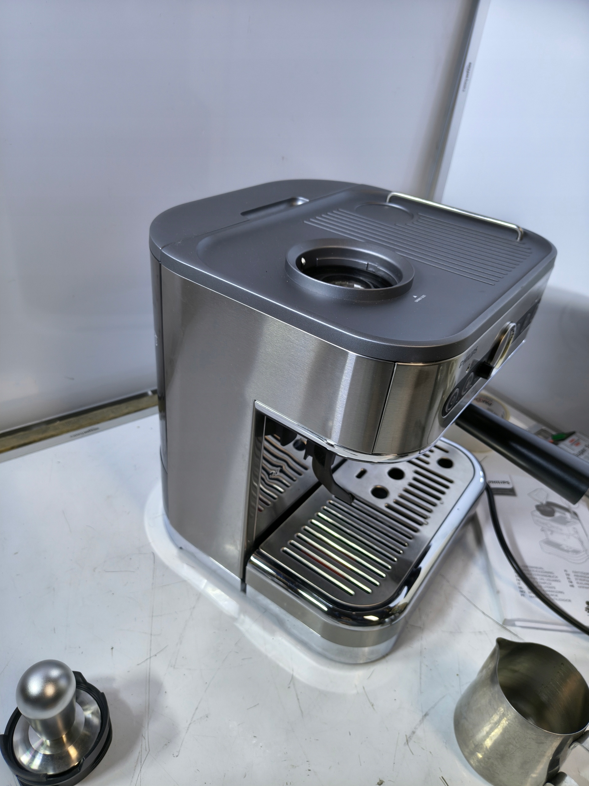 Philips Barista Brew półautomatyczny ekspres kolbowy do kawy z młynkiem — zdjęcie 3