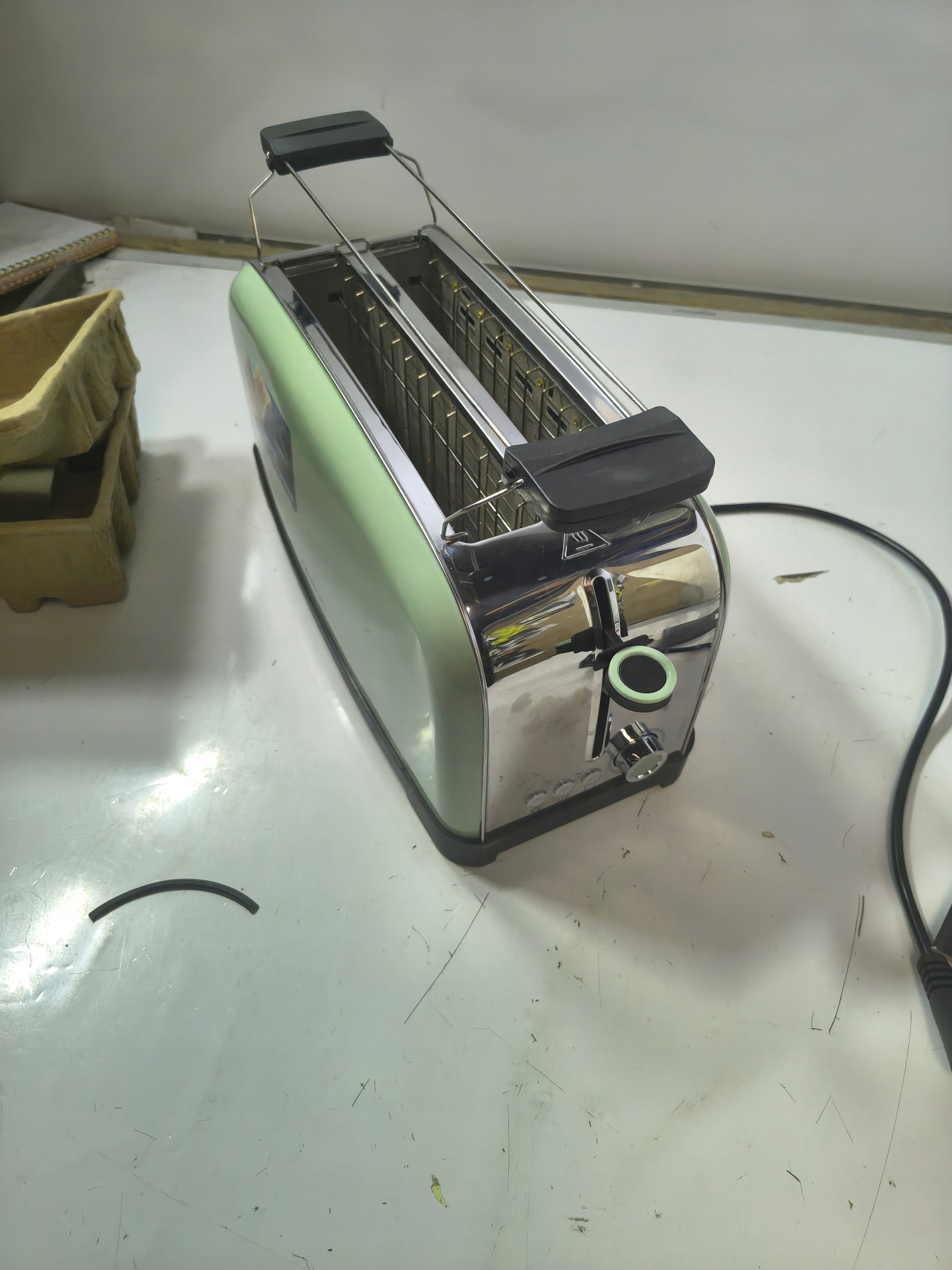 Toster Cecotec Toast&Taste 1500 Green 1500W 4 Tosty Retro Zielony — zdjęcie 4