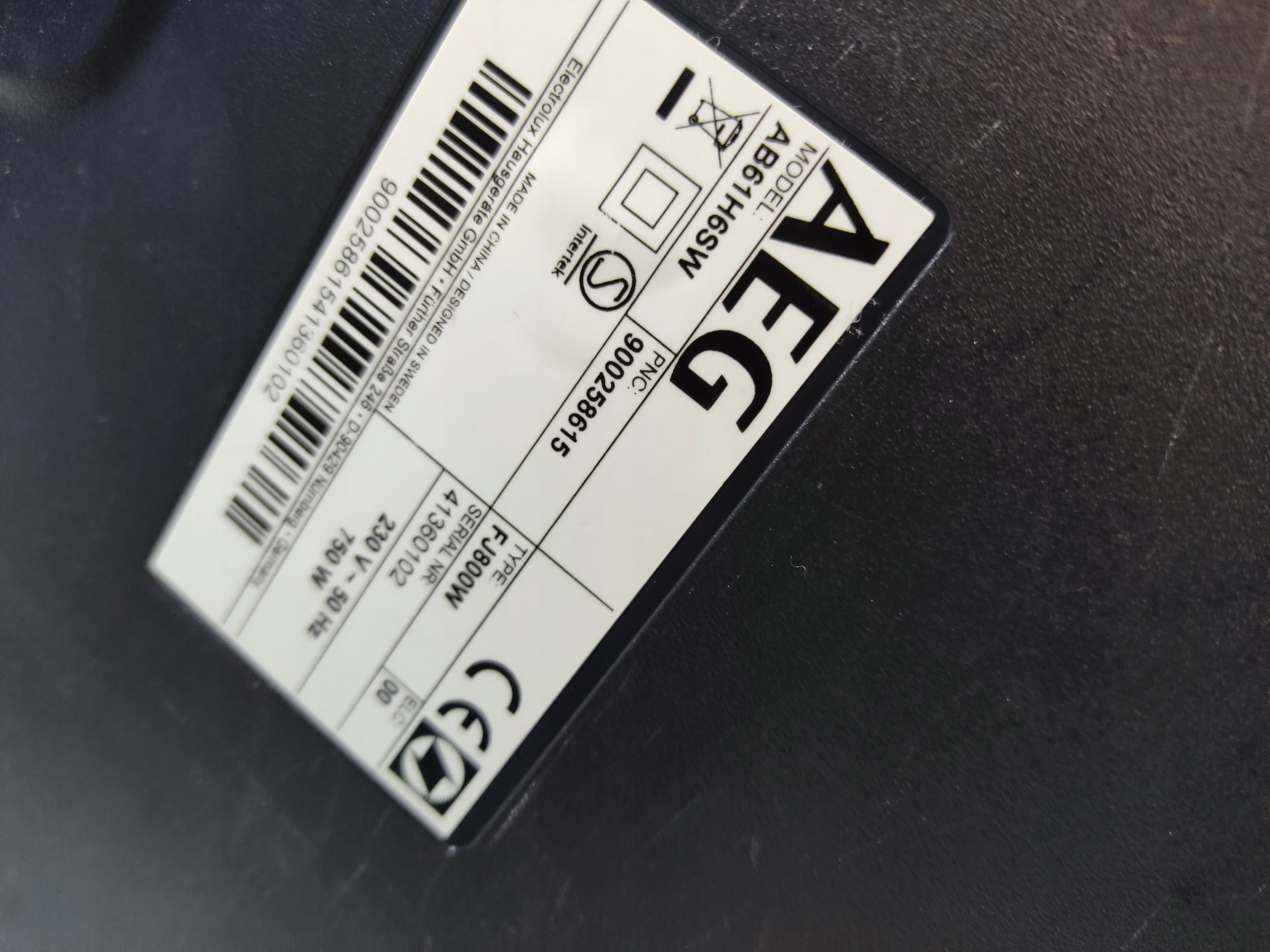 AEG AB61H6SW odkurzacz workowy 800W HEPA regulacja mocy komplet — zdjęcie 8