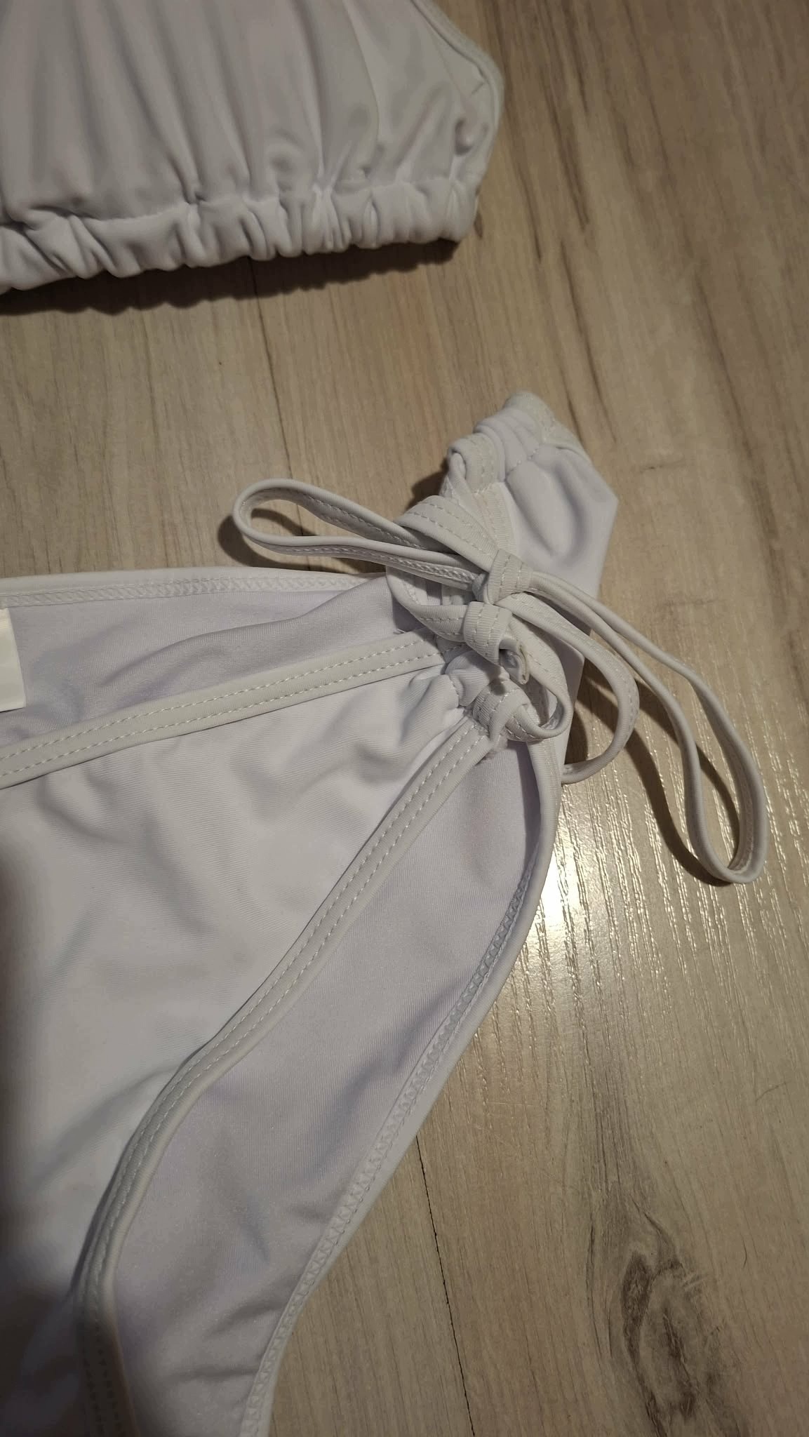 Bikini Białe Damskie Wiązane Strój Kąpielowy Dwuczęściowy Rozmiar L — zdjęcie 4