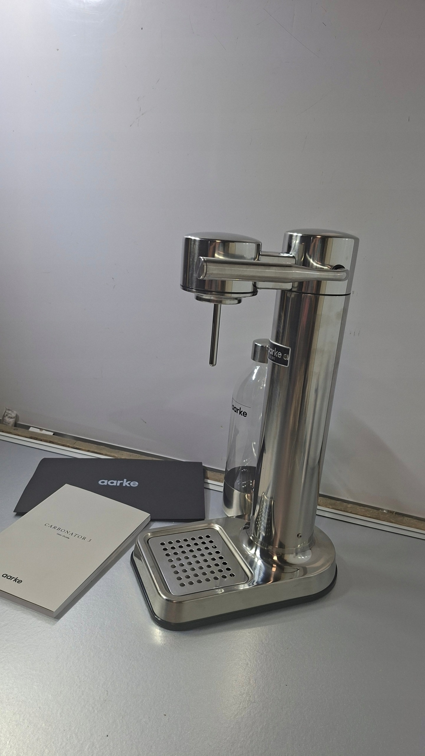 Saturator Aarke Carbonator III srebrny ze stali nierdzewnej + butelka — zdjęcie 7