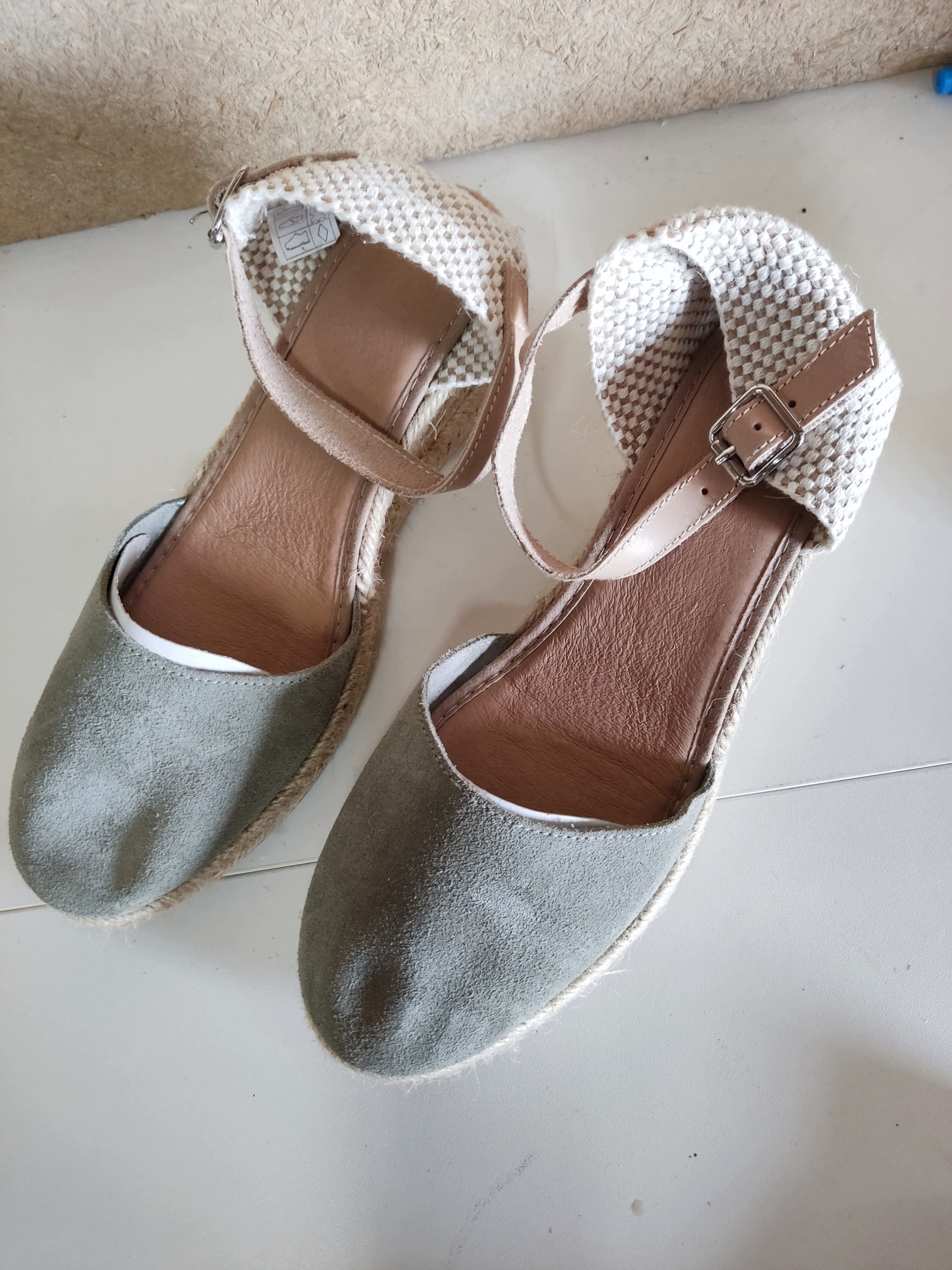 Espadryle damskie na koturnie sandały khaki rozm. 37 — zdjęcie 3