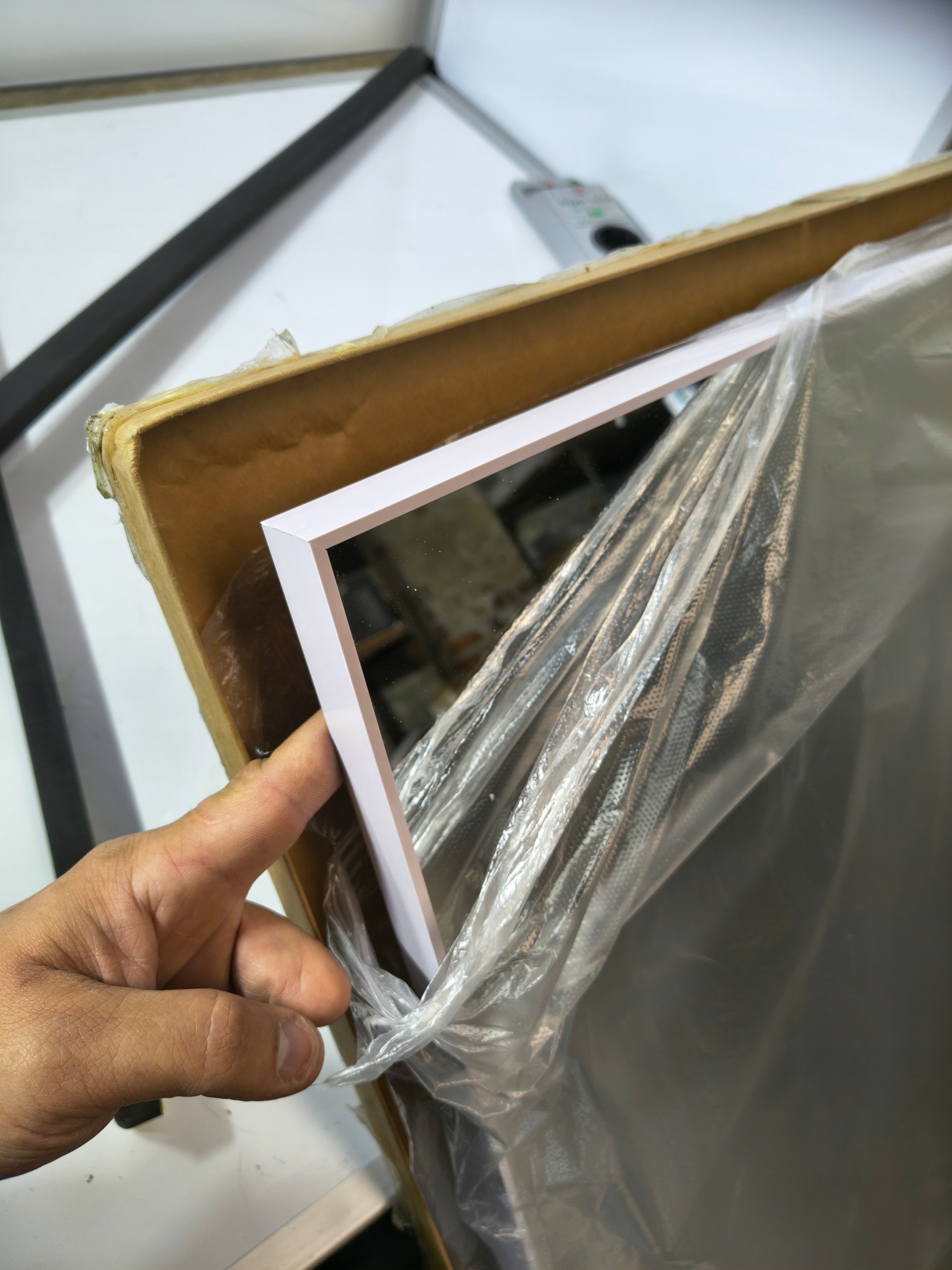 Lustro Profilmat ścienne prostokąt rama drewno 50 x 150 mcm — zdjęcie 6