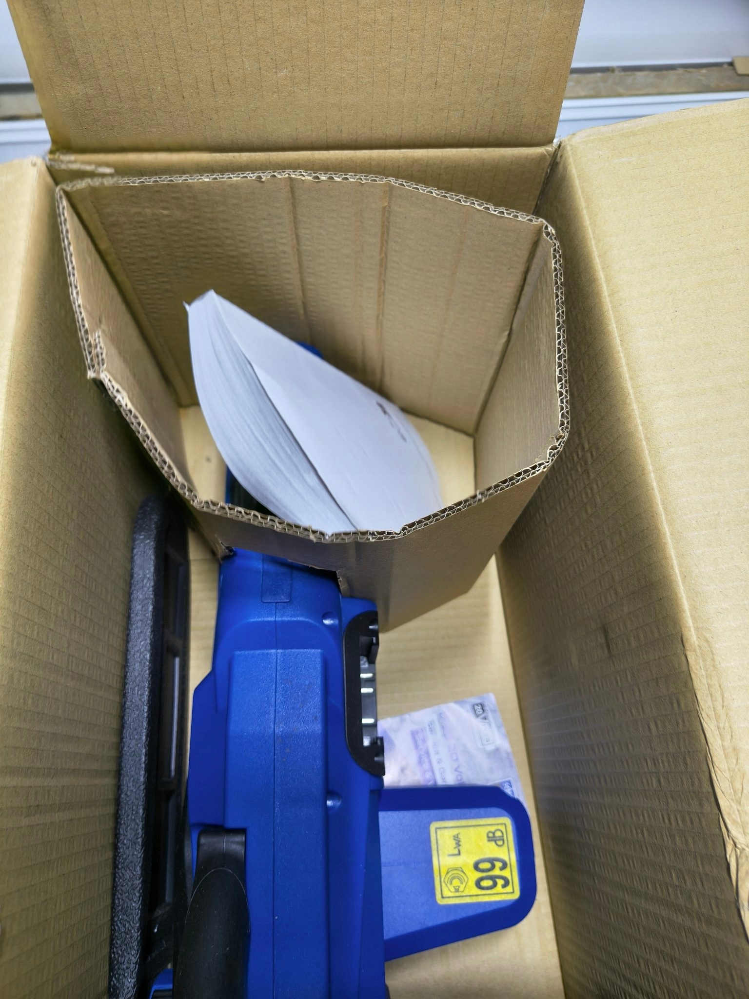 Scheppach pilarka łańcuchowa C-CS254-X 20 V 25 cm — zdjęcie 4