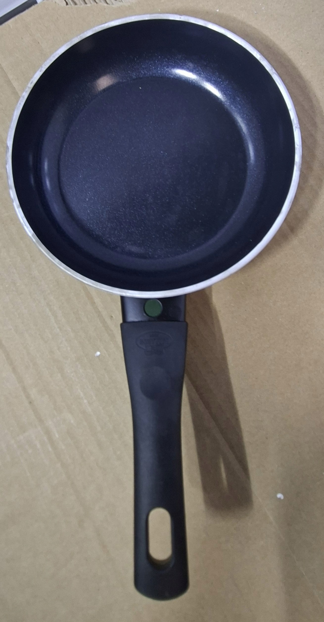 Ballarini patelnia 20 cm nieprzywierająca czarna — zdjęcie 3