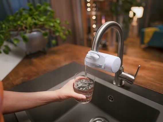 BRITA ON TAP V filtr nakranowy system filtracji wody + wkład 600 l — zdjęcie 3