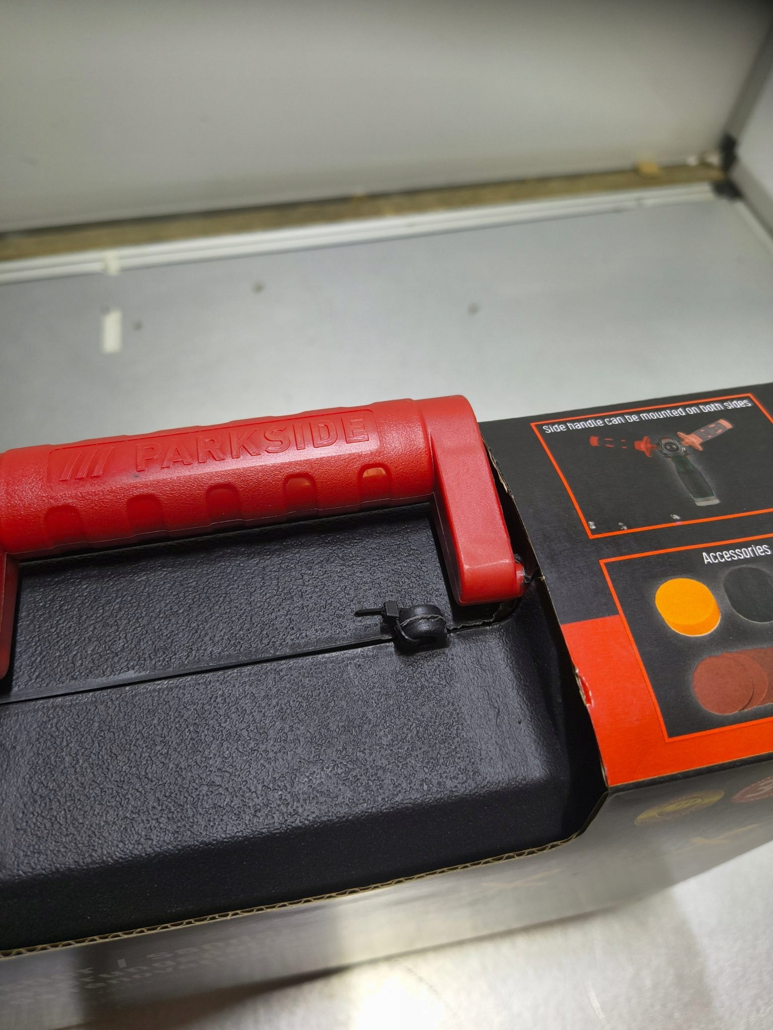 Parkside polerka akumulatorowa PAAP 12 C3 12 V — zdjęcie 4