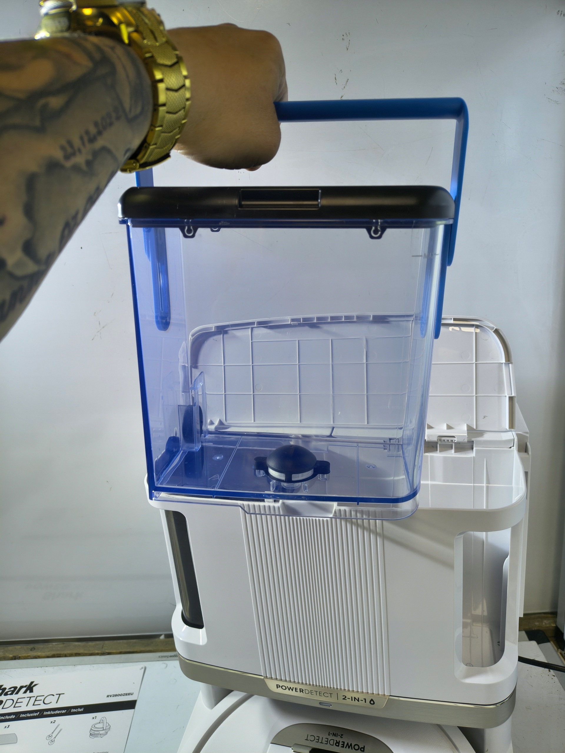 Shark PowerDetect 2-in-1 RV2800ZEU z Bazą Samoopróżniającą i Myjącą — zdjęcie 8