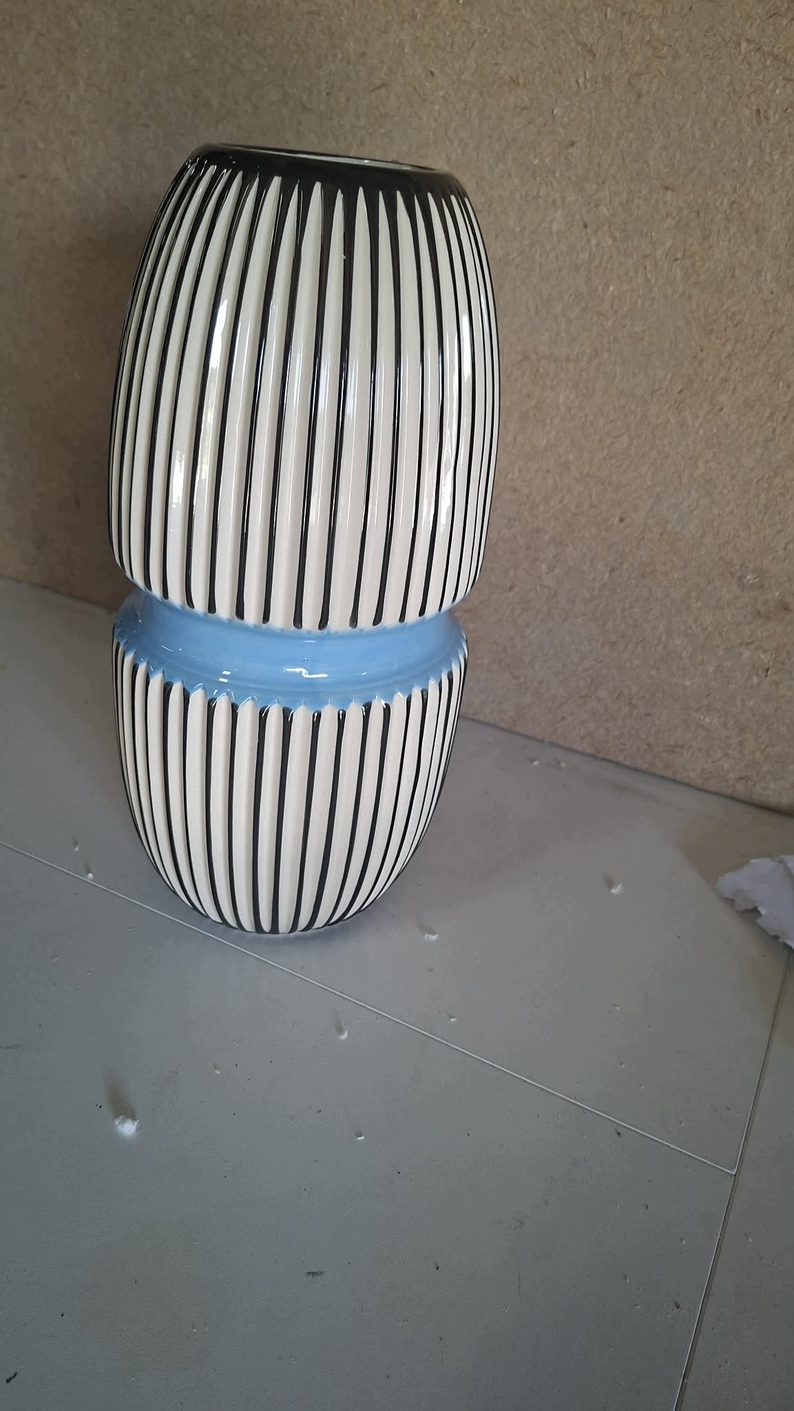 KARE DESIGN Wazon Ceramiczny Calabria Blue 31 cm Biało-Niebieski Designer — zdjęcie 8