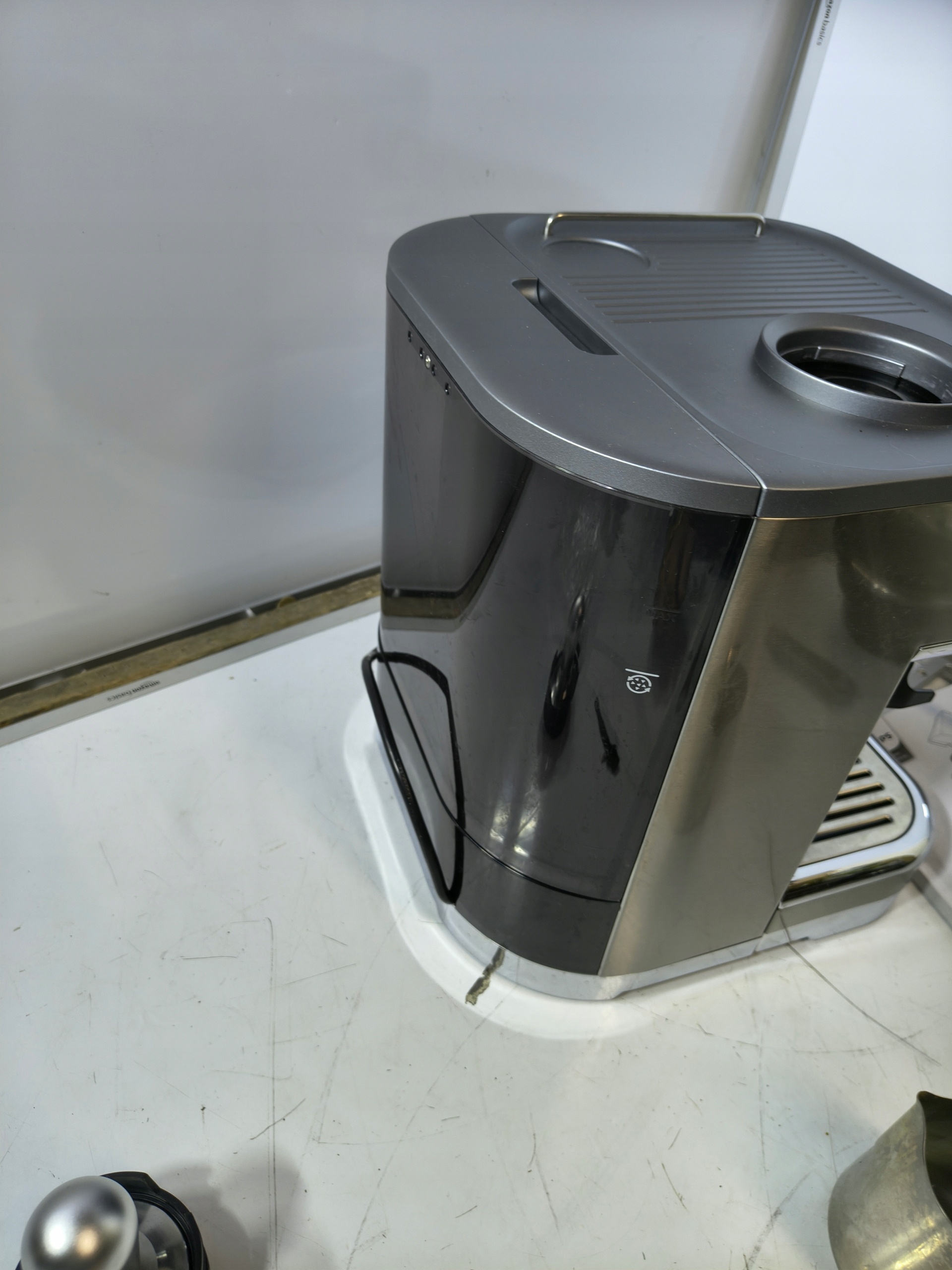 Philips Barista Brew półautomatyczny ekspres kolbowy do kawy z młynkiem — zdjęcie 4