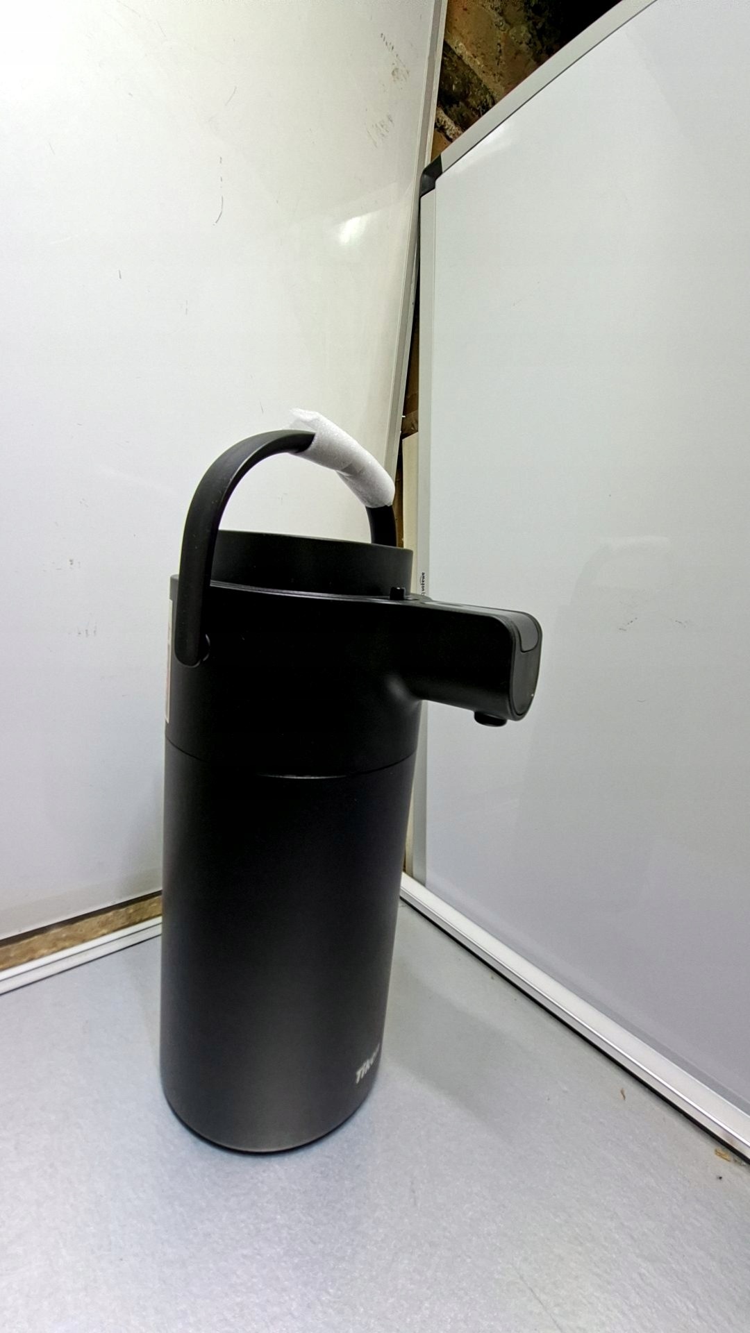 Tiken termos próżniowy z pompką typu airpot 4 l / 135 oz l — zdjęcie 8