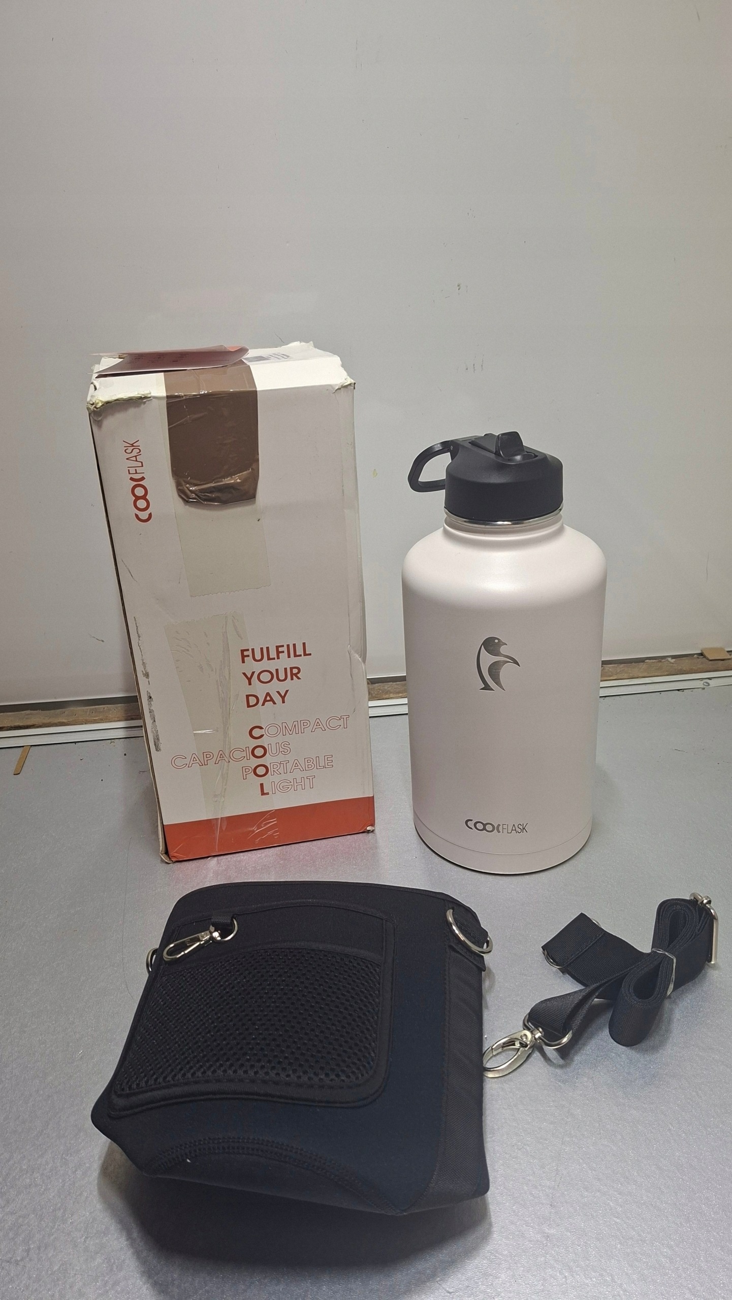 Coolflask izolowana butelka na wodę Glacier 64 oz ml — zdjęcie 3