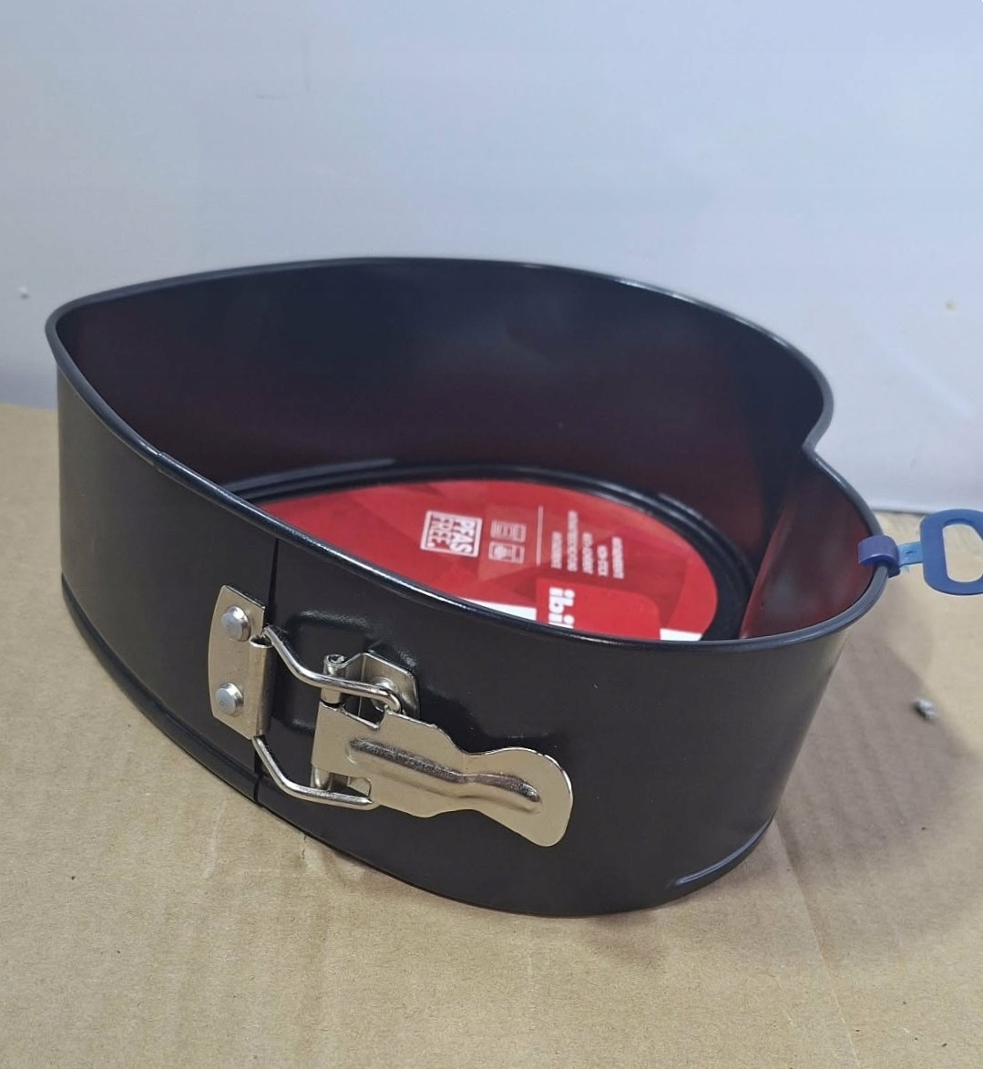 IBILI Forma do ciasta serce 22 cm tortownica PFAS Free rozpinana — zdjęcie 5