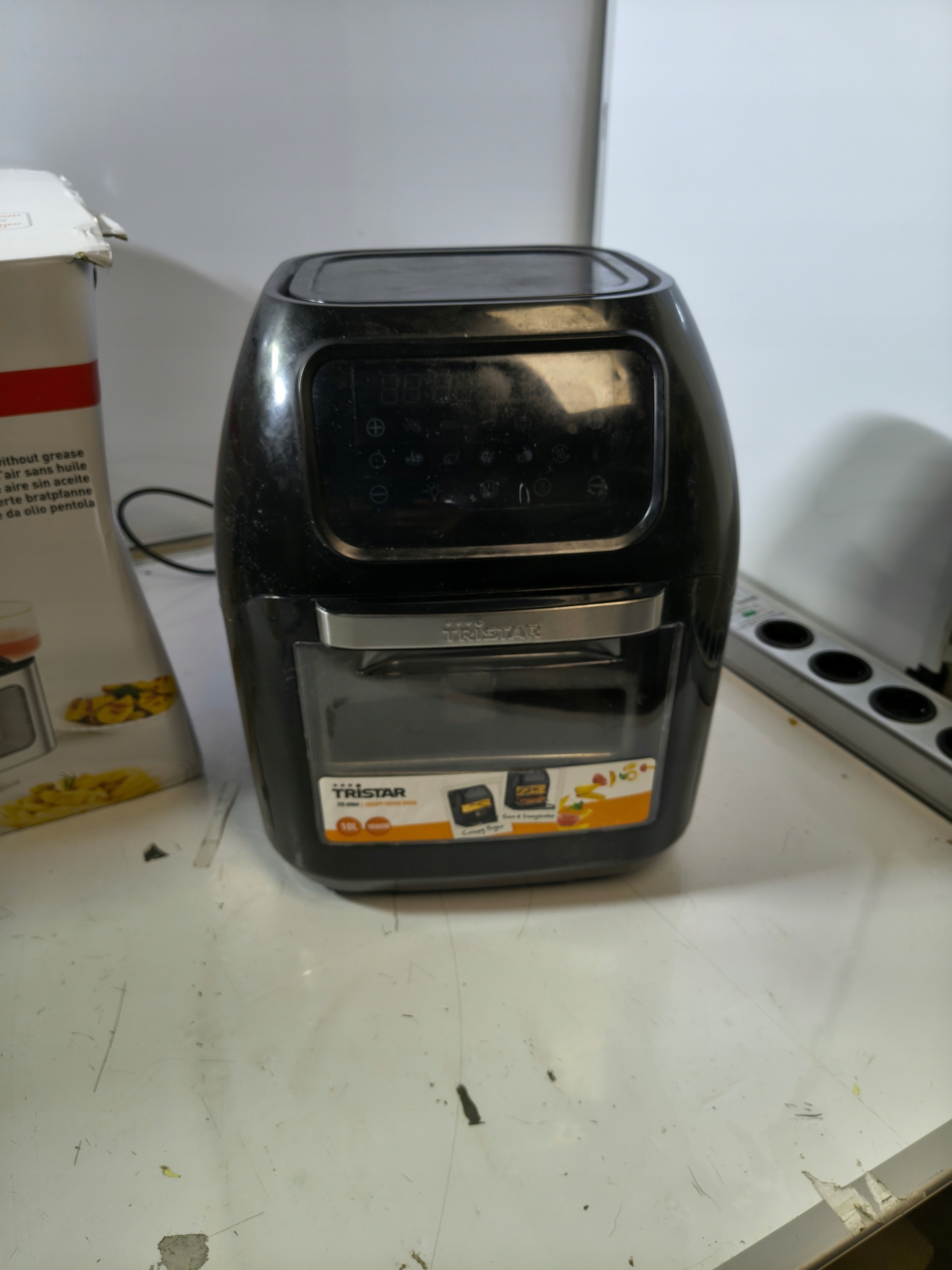 Frytkownica beztłuszczowa Tristar FR-6964 1800 W 10 l — zdjęcie 8