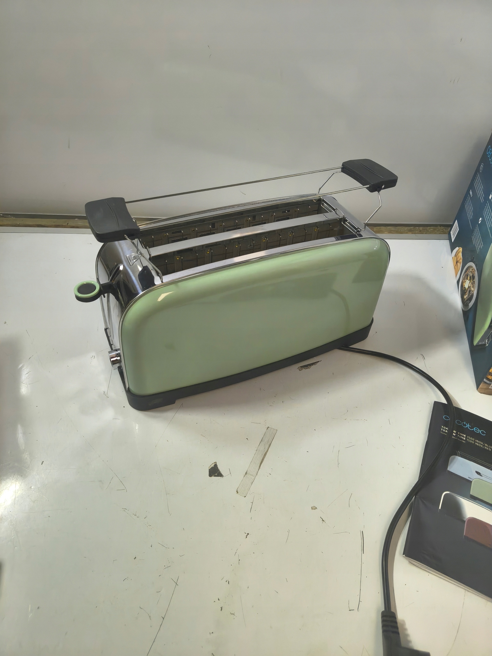 Toster Cecotec Toast&Taste 1500 Green 1500W 4 Tosty Retro Zielony — zdjęcie 5
