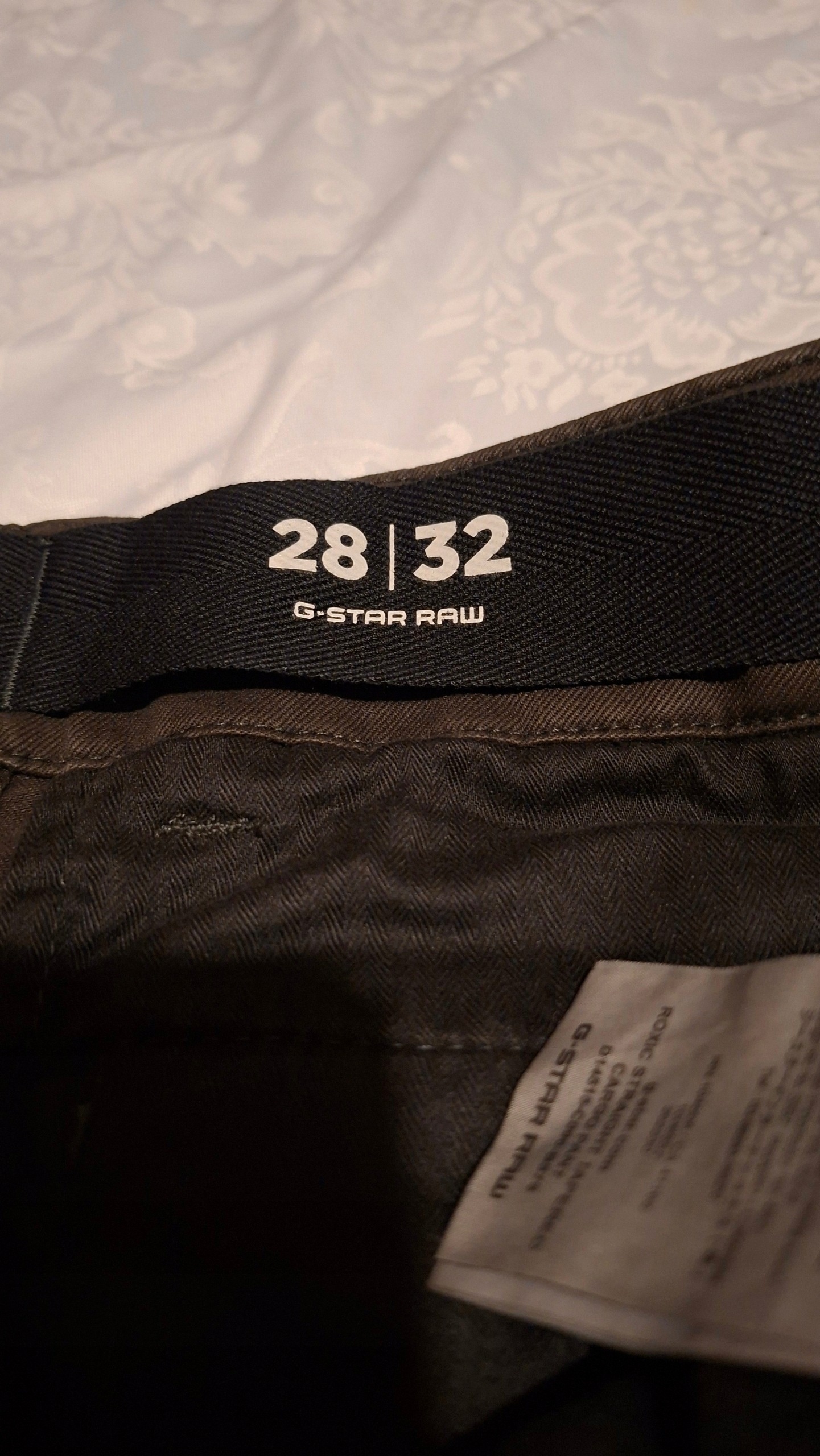 G-Star RAW spodnie cargo o prostym, zwężanym kroju 28/32 — zdjęcie 5