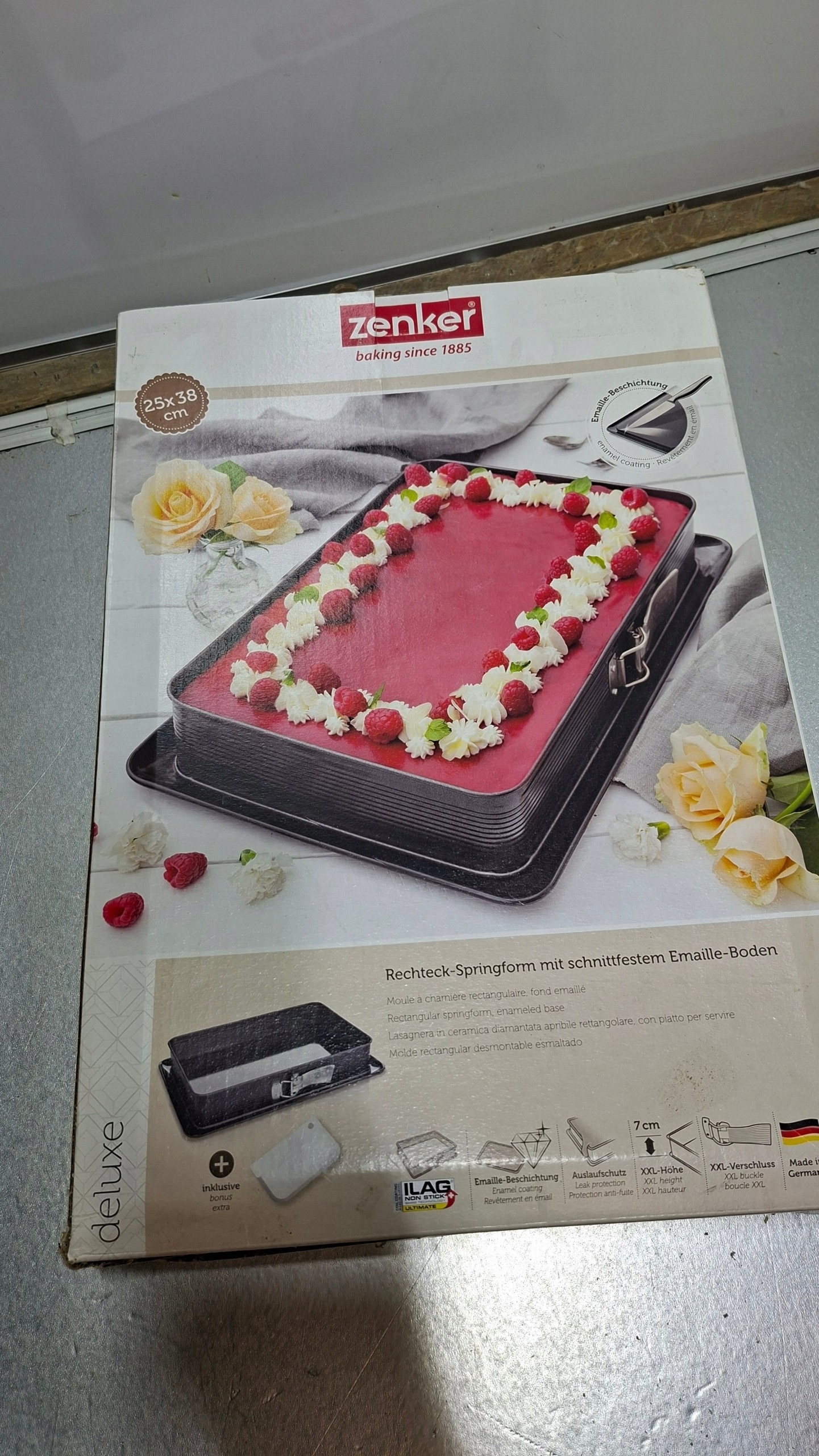 Zenker prostokątna forma do pieczenia z odpinanym bokiem 25 × 38 cm 4.50 — zdjęcie 4