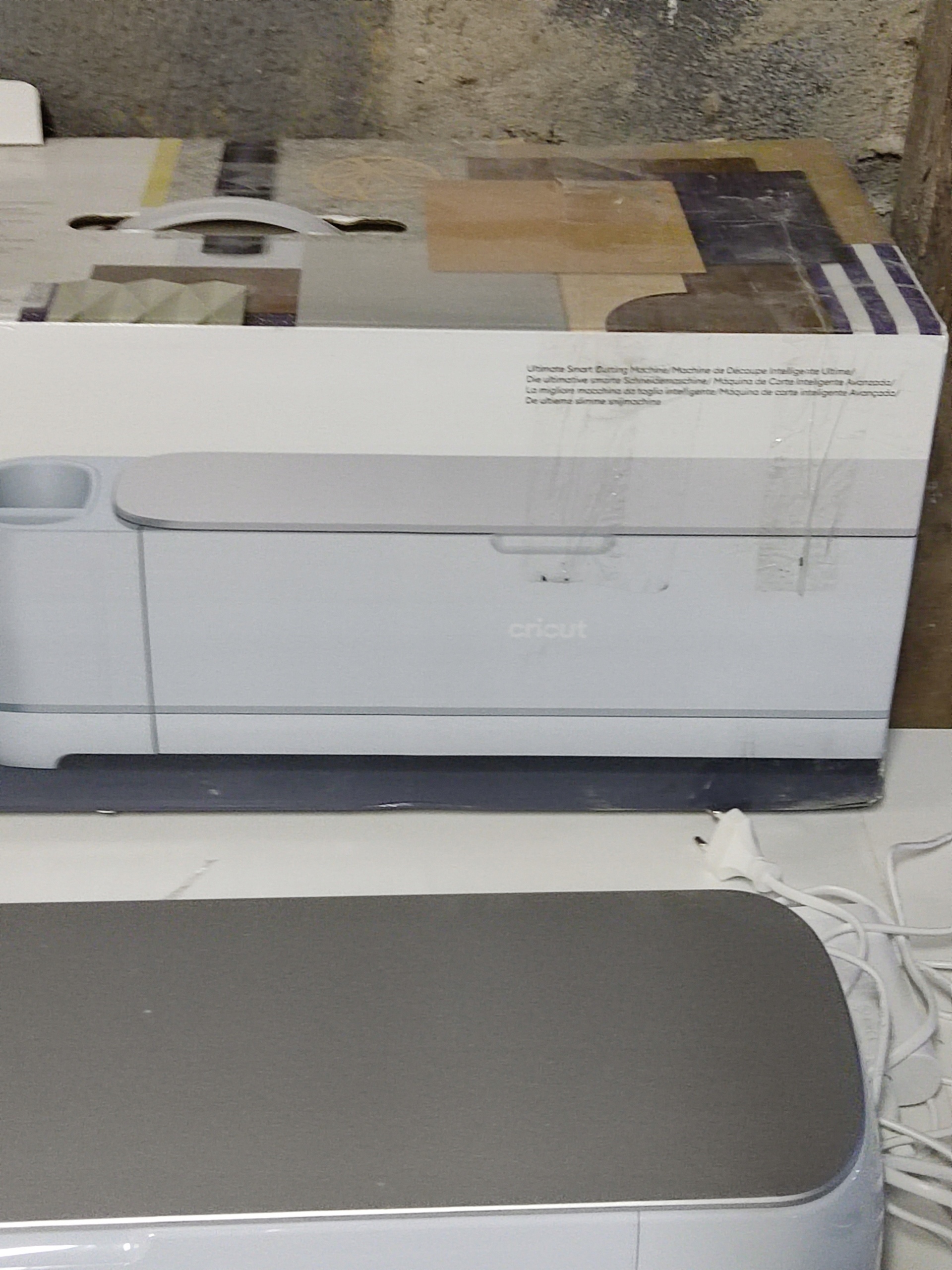 Ploter tnący Cricut Maker 3 Bluetooth USB szybkie cięcie + pudełko — zdjęcie 10