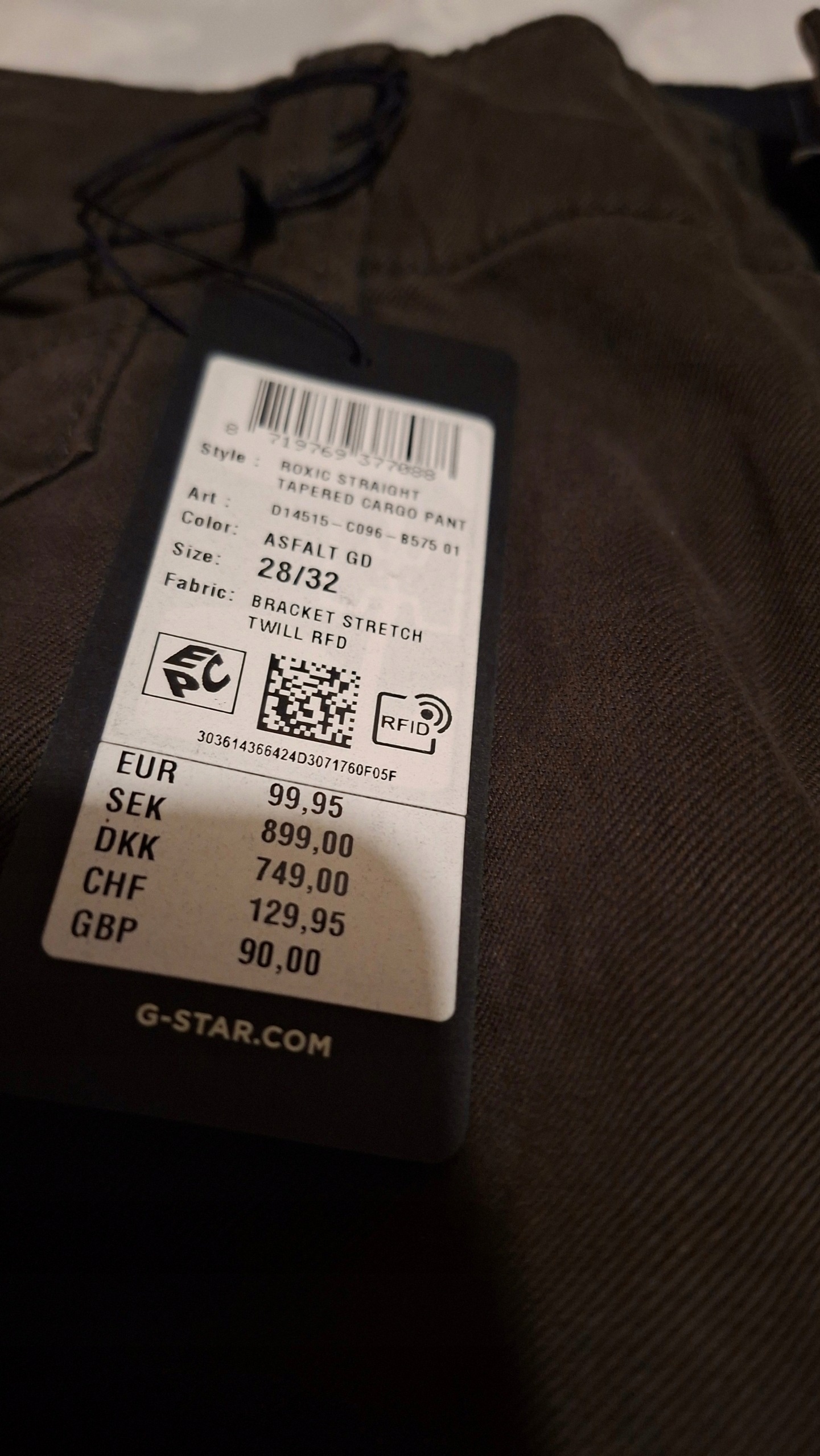 G-Star RAW spodnie cargo o prostym, zwężanym kroju 28/32 — zdjęcie 4