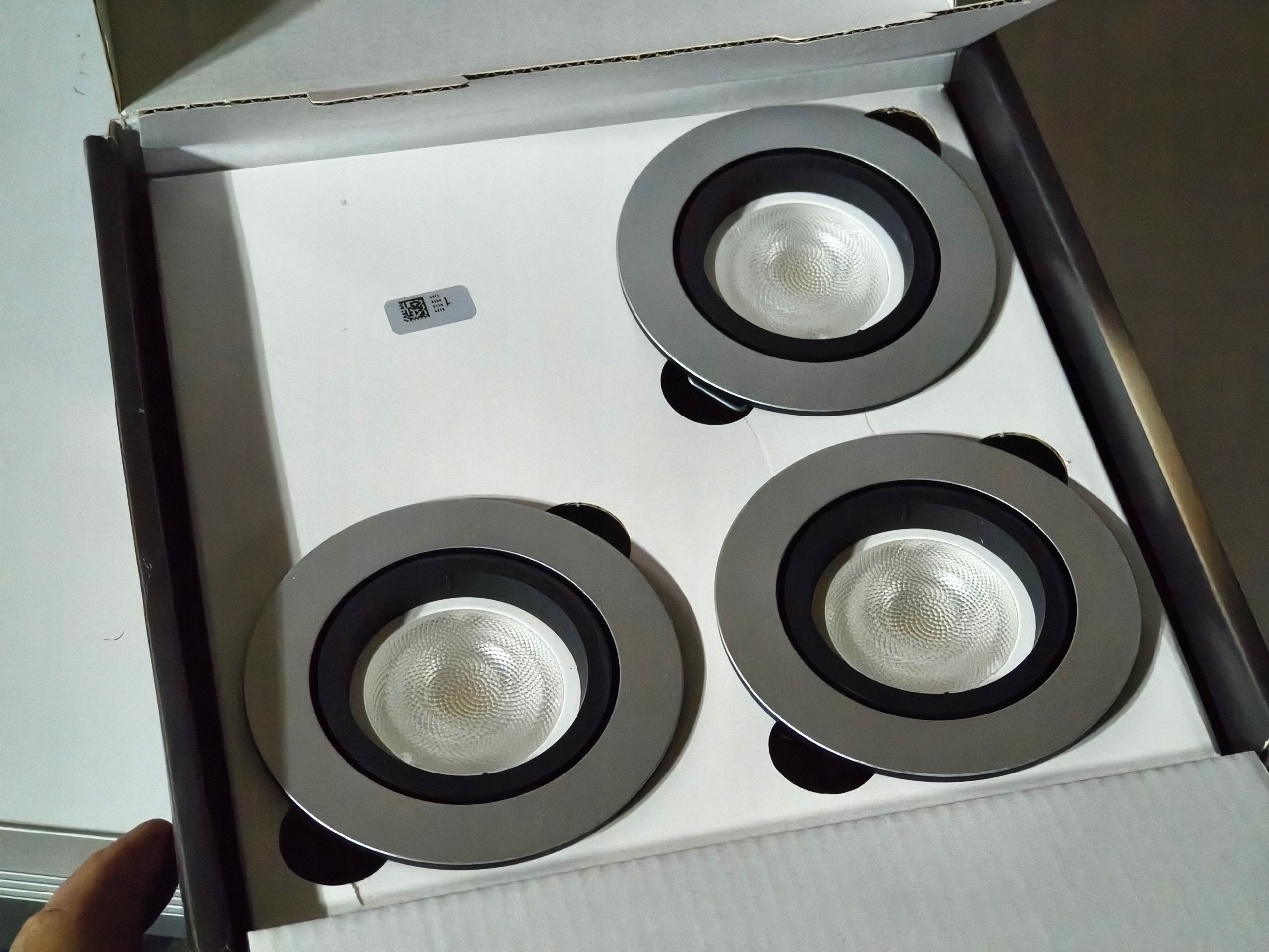 Philips Hue Milliskin White Ambiance 3xSpot LED Bluetooth ZigB Alexa Google — zdjęcie 8