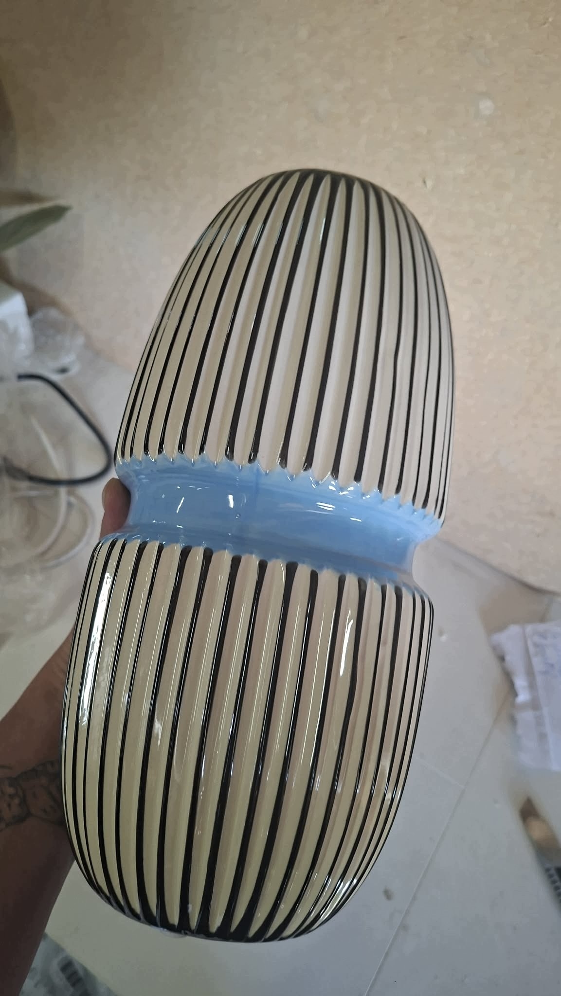 KARE DESIGN Wazon Ceramiczny Calabria Blue 31 cm Biało-Niebieski Designer — zdjęcie 4