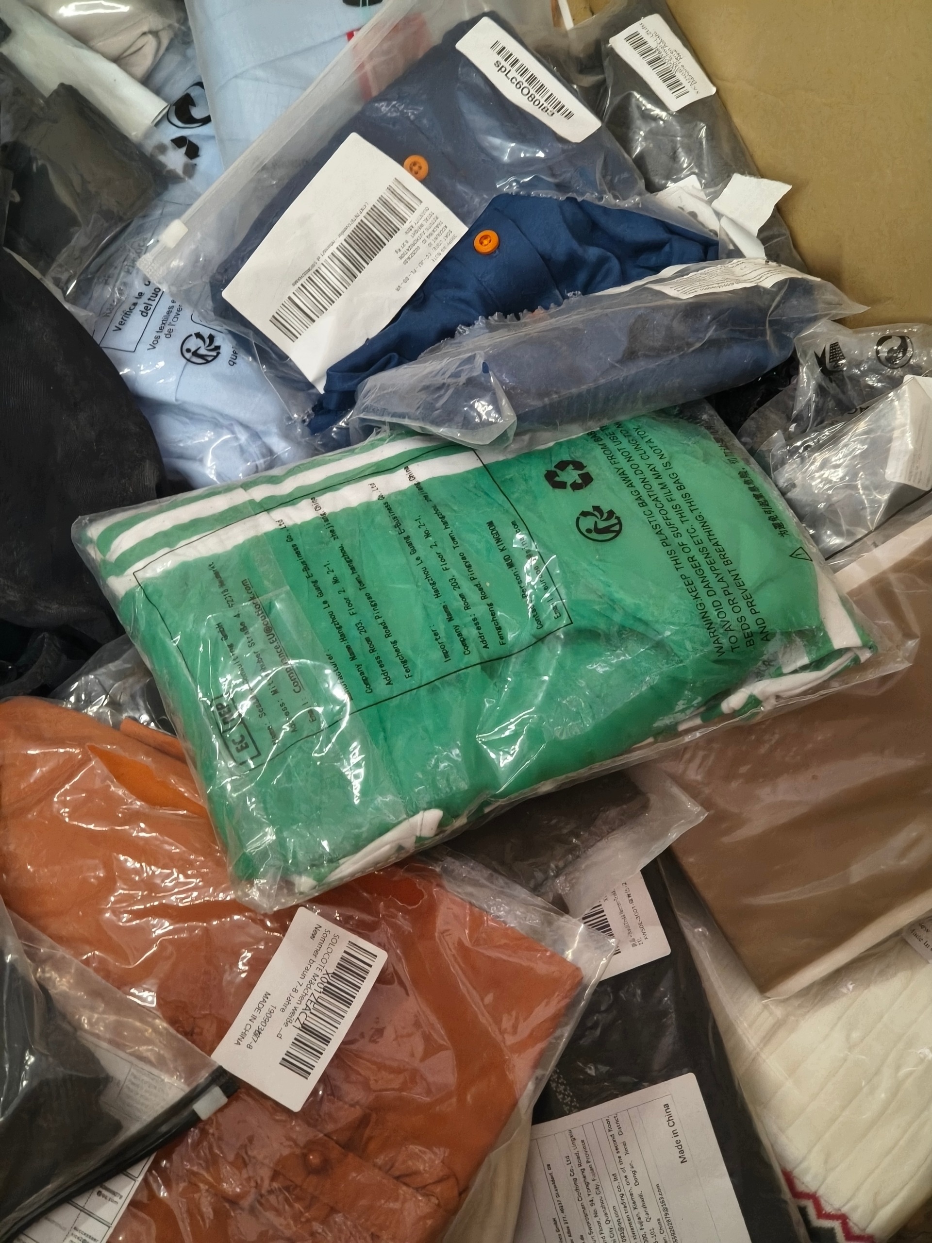 Nowa Odzież na Wagę 29,99 zł/kg Markowa i Niemarkowa Hurt Outlet — zdjęcie 6
