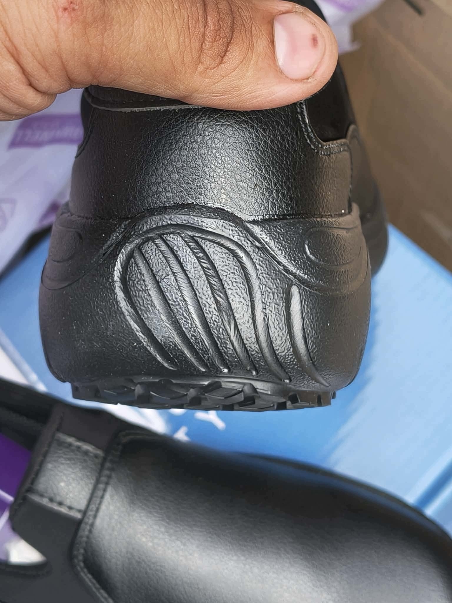 Buty Damskie wsuwane na łuk antypoślizgowe czarne wsuwane EU 36 — zdjęcie 7