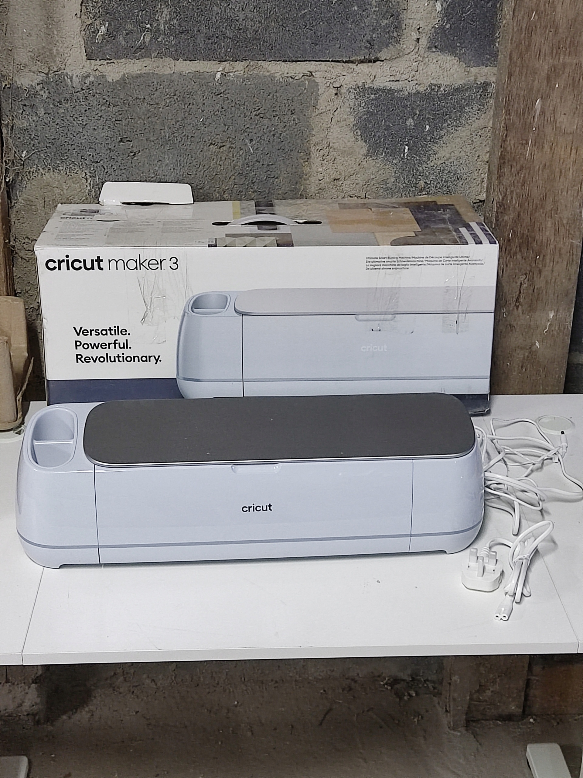 Ploter tnący Cricut Maker 3 Bluetooth USB szybkie cięcie + pudełko — zdjęcie 8