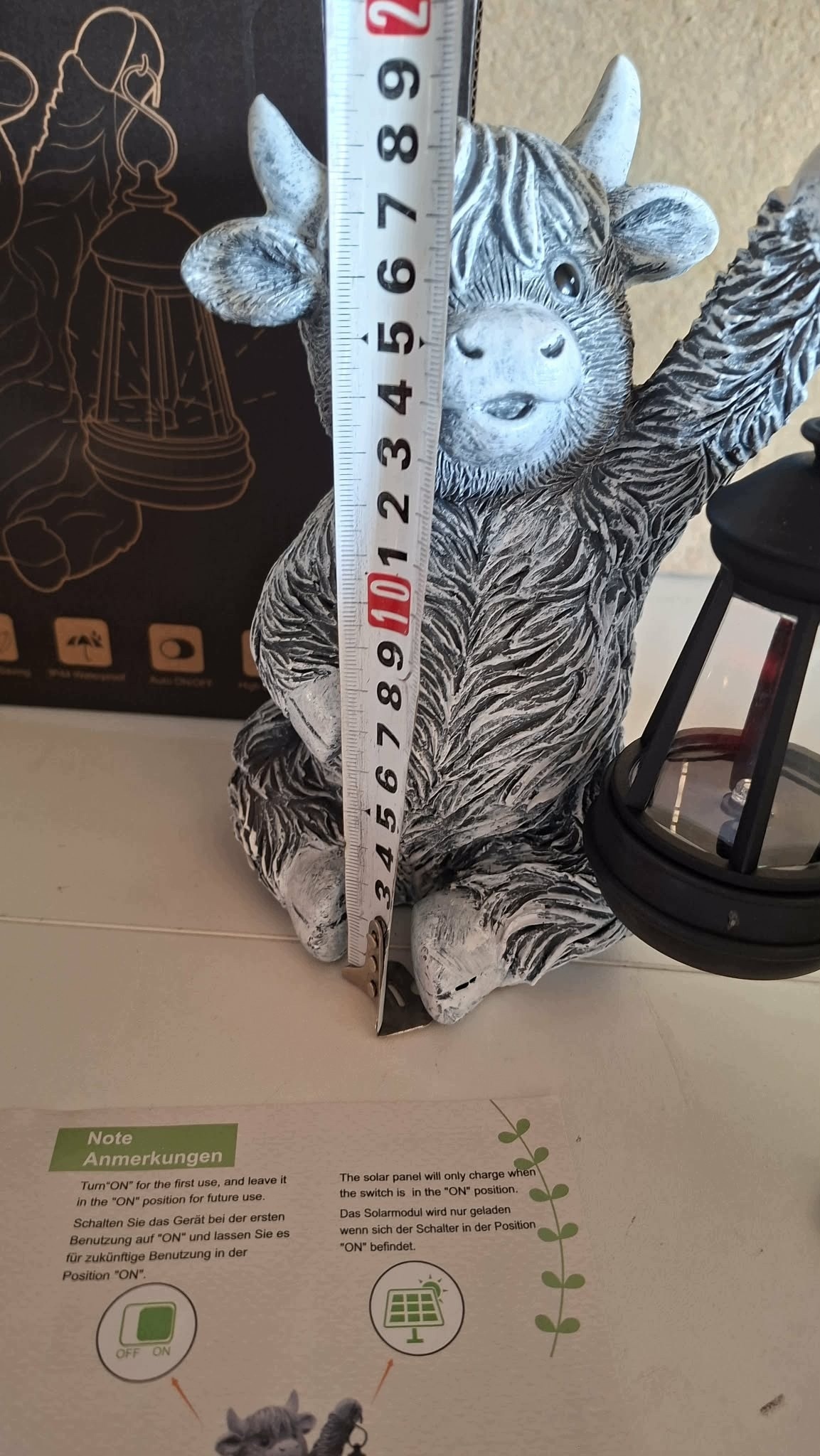 Figurka Solarna Krowa Highland z Lampionem LED Dekoracja Ogrodowa 20 cm — zdjęcie 9