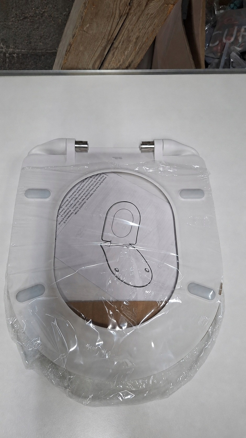 Deska sedesowa WC Amazon Basics biała matowa duroplast kształt D — zdjęcie 6