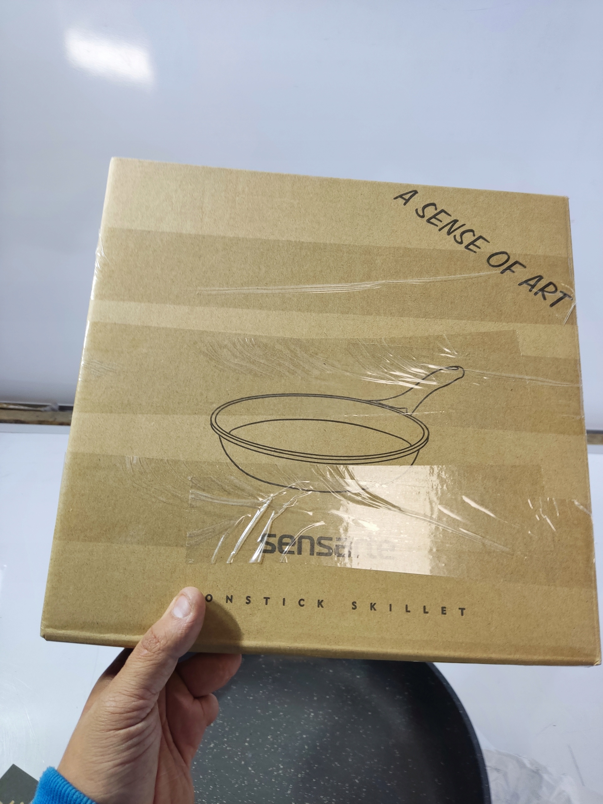 Patelnia granitowa Sensarte 28 cm indukcja gaz non stick aluminiowa — zdjęcie 3