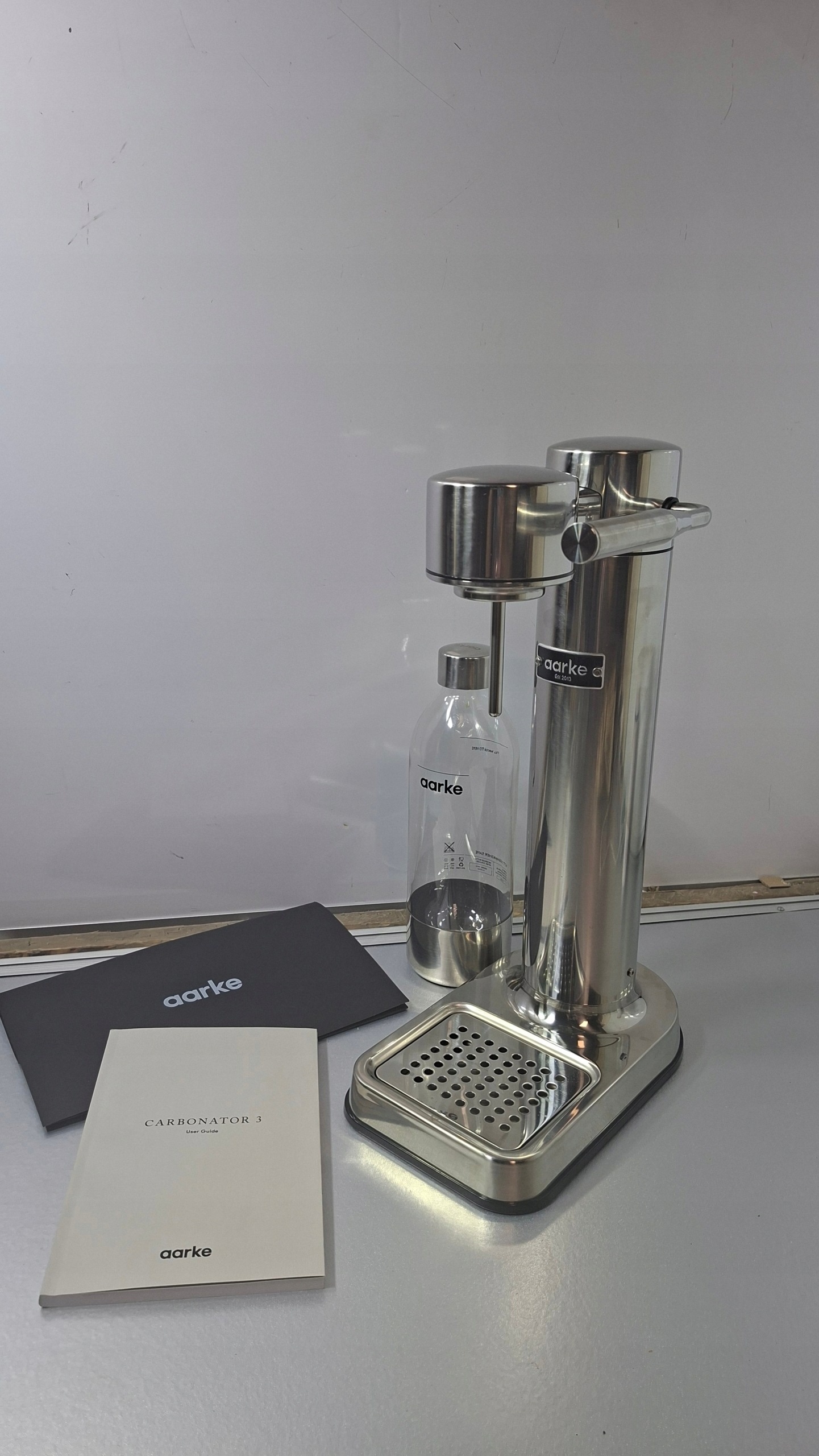 Saturator Aarke Carbonator III srebrny ze stali nierdzewnej + butelka — zdjęcie 8