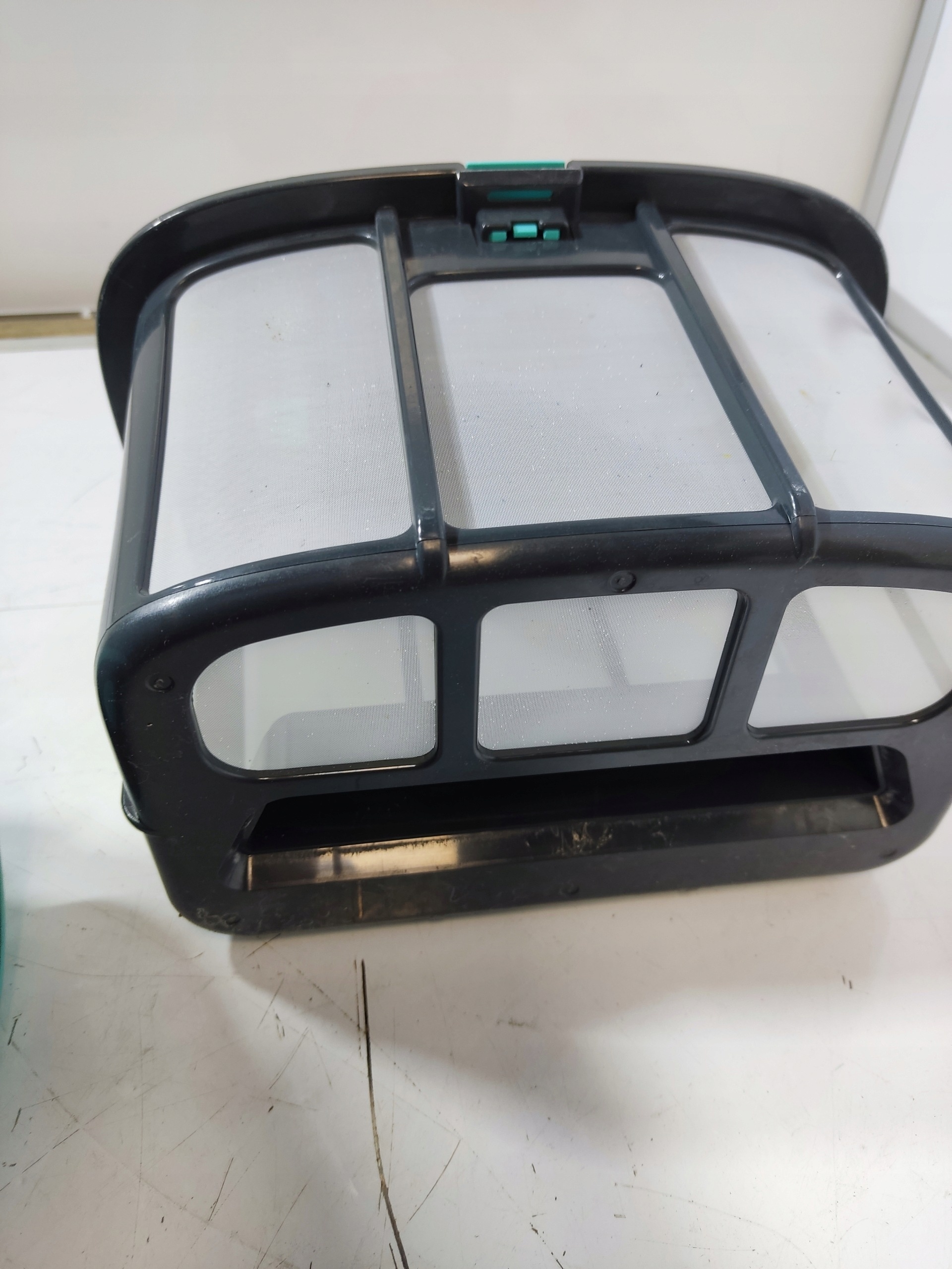 Robot do czyszczenia basenów Aiper Scuba E1 — zdjęcie 5
