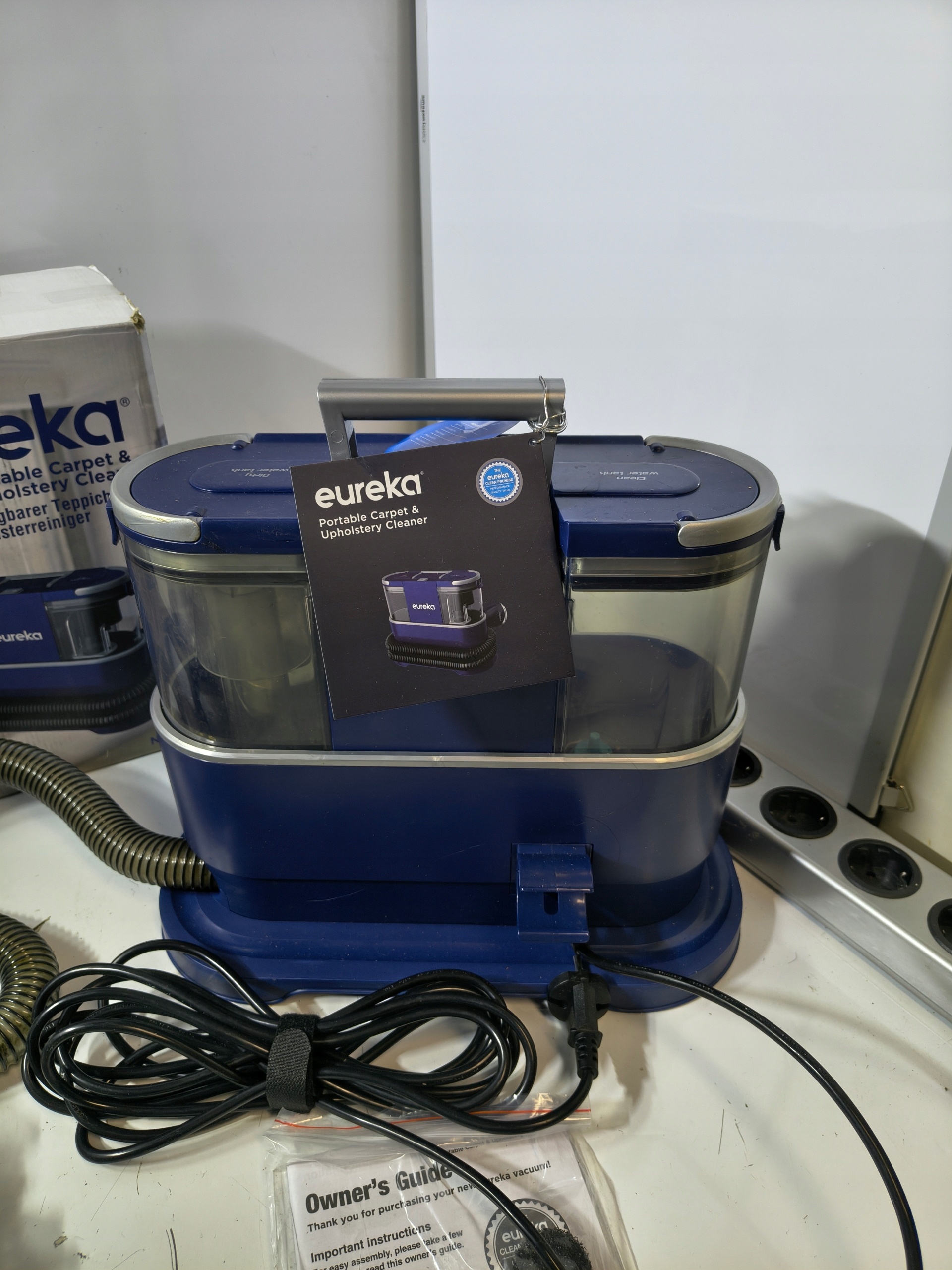 Eureka NEY100 odkurzacz piorący tapicerki dywanów ekstraktor plam 5,5ft — zdjęcie 5