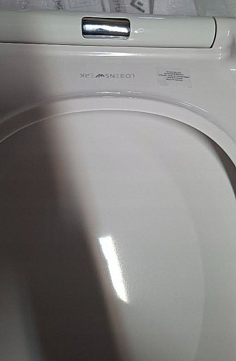 LOBENSWERK He-A4 Deska toaletowa z wolnoopadającym mechanizmem biała owalna — zdjęcie 4