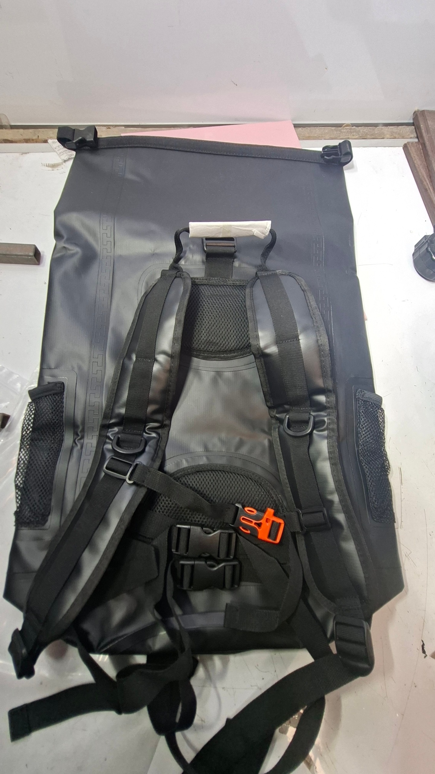IDRYBAG Plecak wodoszczelny 30L czarny roll-top outdoor + worek 2L — zdjęcie 7