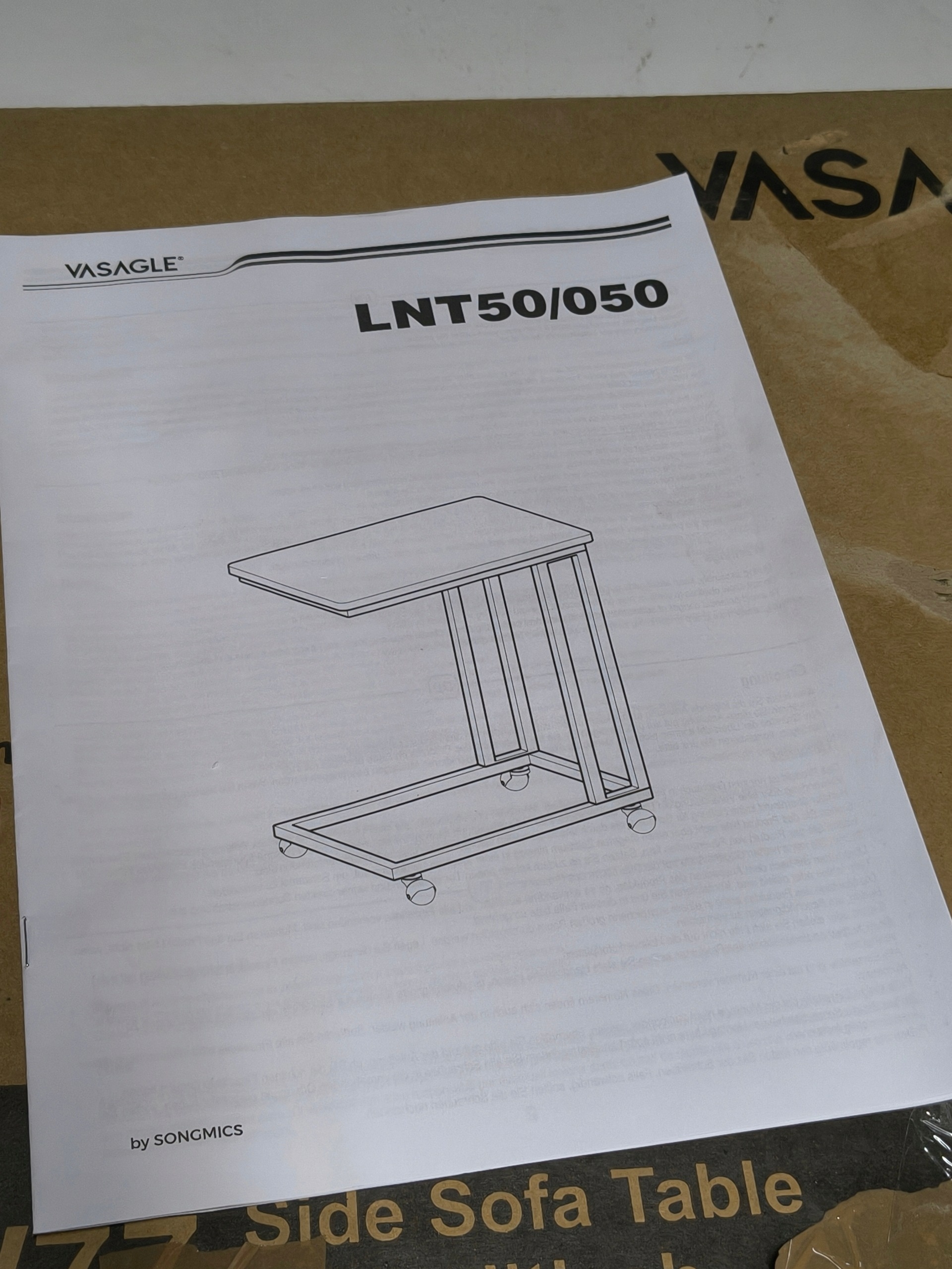 Stolik pomocniczy na kółkach VASAGLE LNT050W77 C do sofy łóżka biały — zdjęcie 3